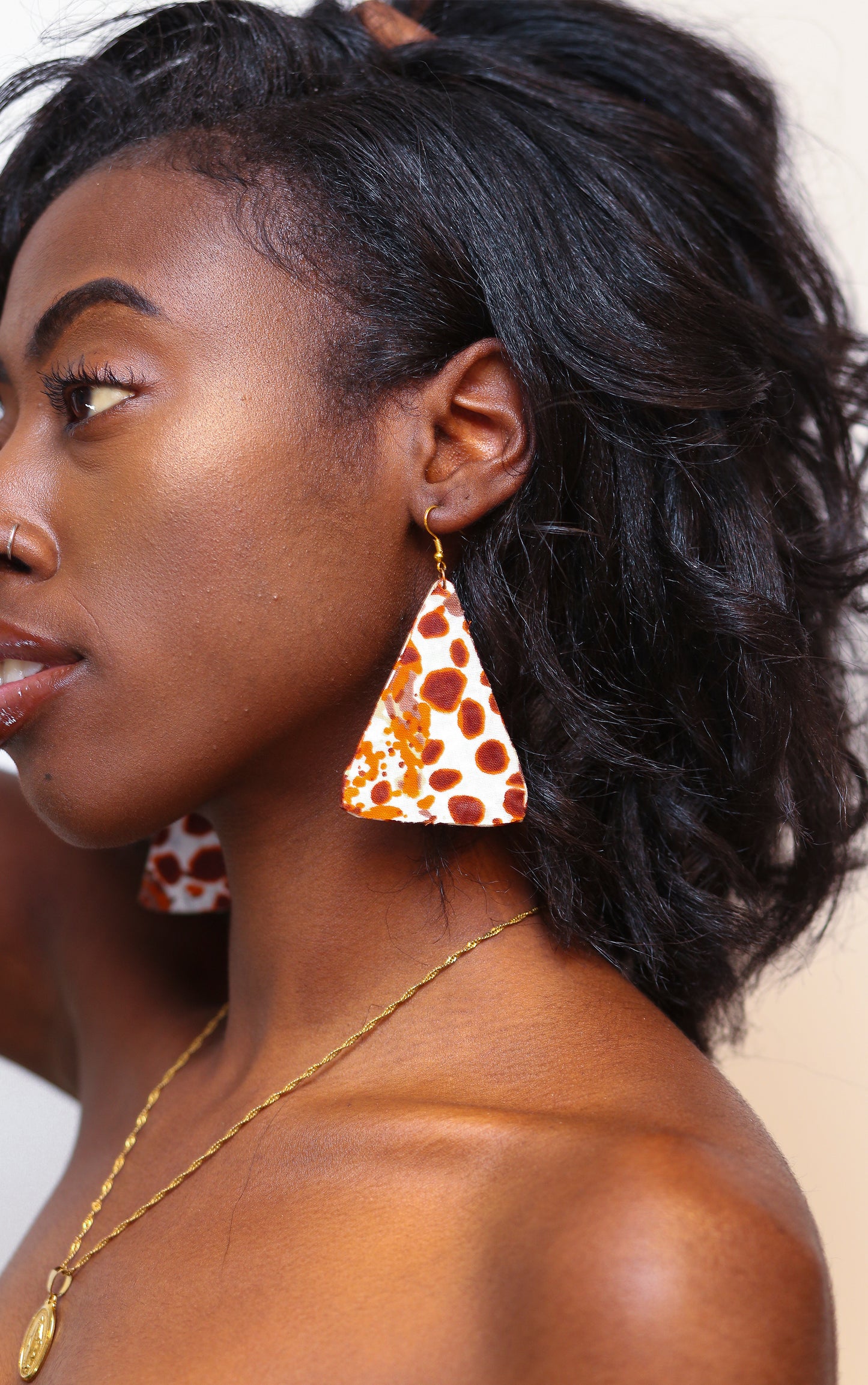 Zula Triangle Earrings - House of Amara